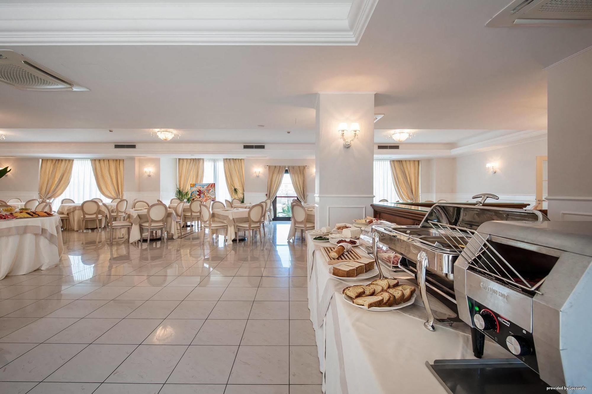 קרוטונה Hotel San Giorgio מראה חיצוני תמונה
