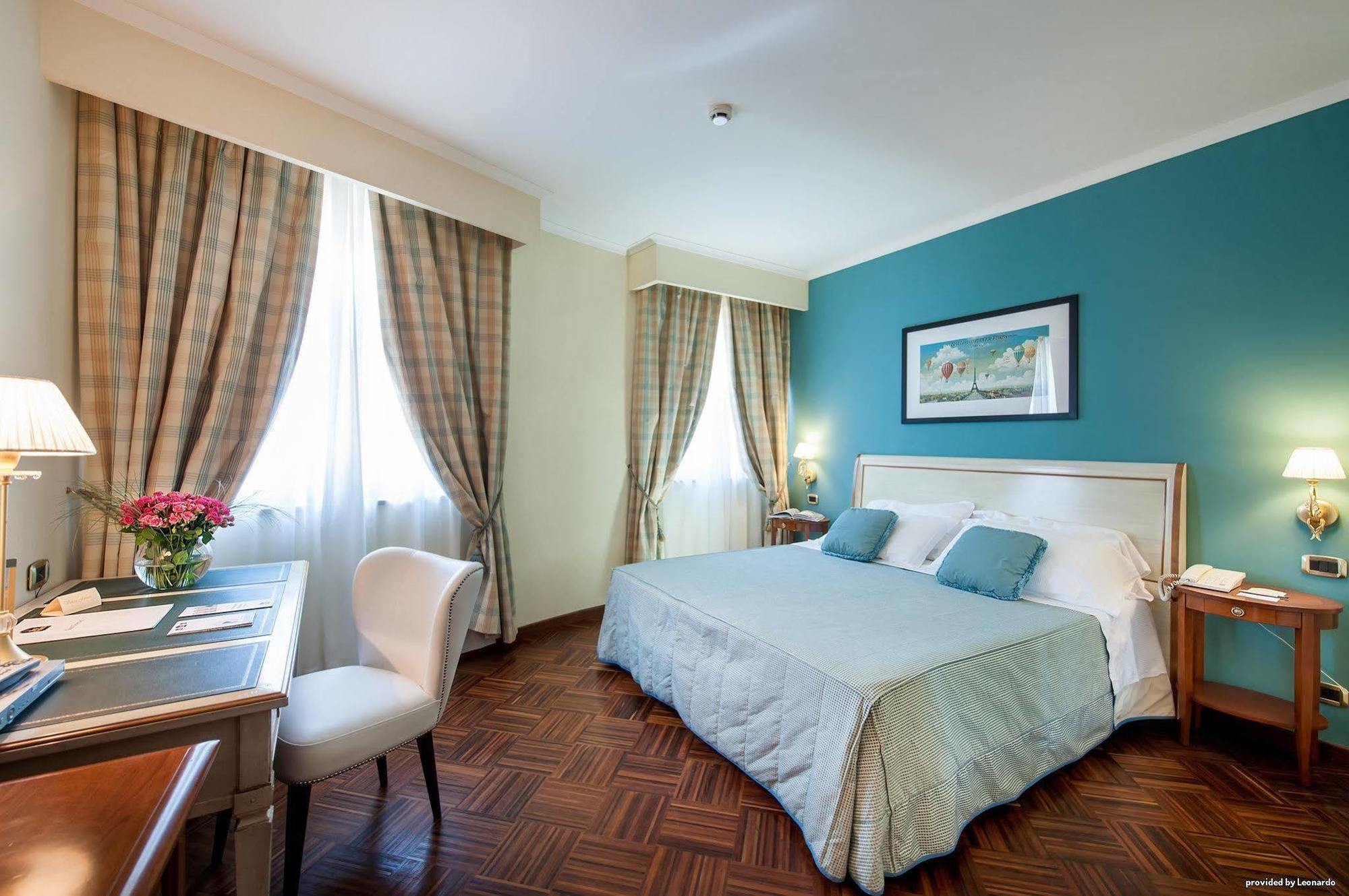 קרוטונה Hotel San Giorgio מראה חיצוני תמונה