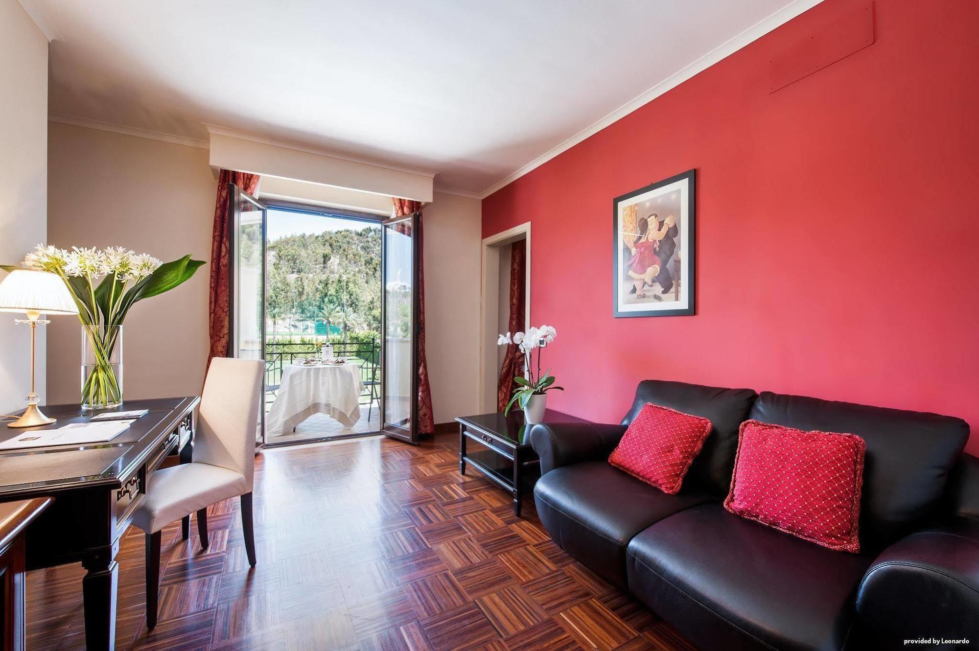 קרוטונה Hotel San Giorgio מראה חיצוני תמונה